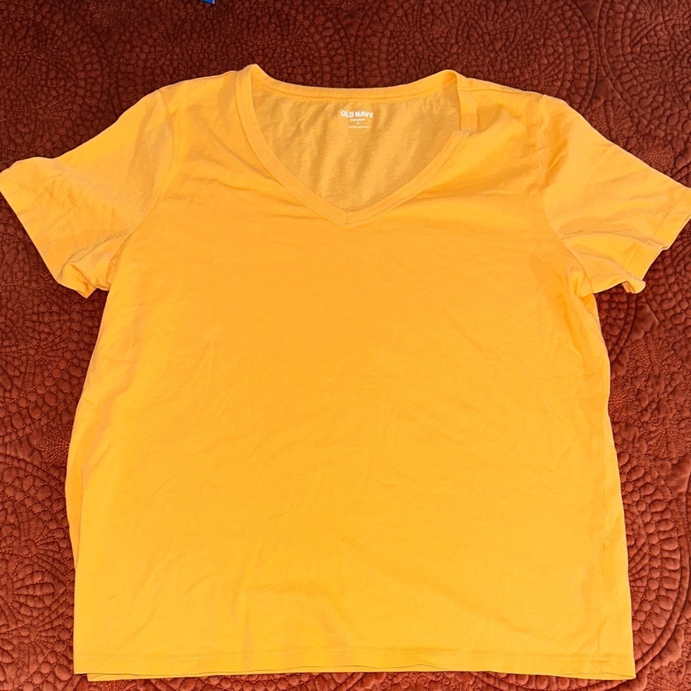 Bright Yellow/Orange V-Neck T-Shirt size small
